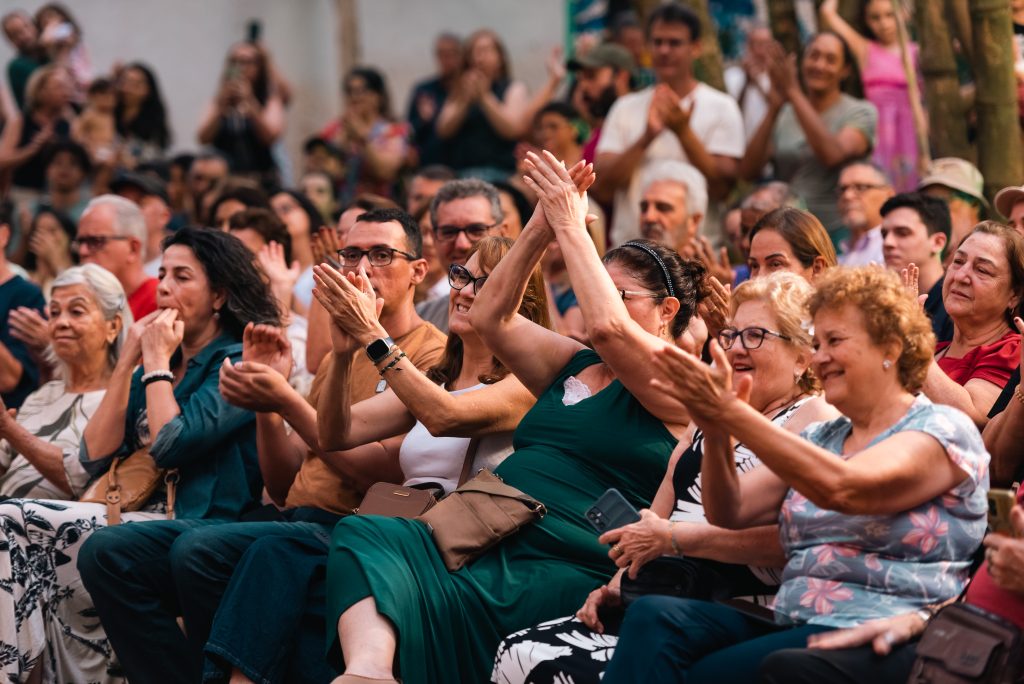 Sonia Di Morais e Sinfônica de Indaiatuba em “Elis 80 anos”